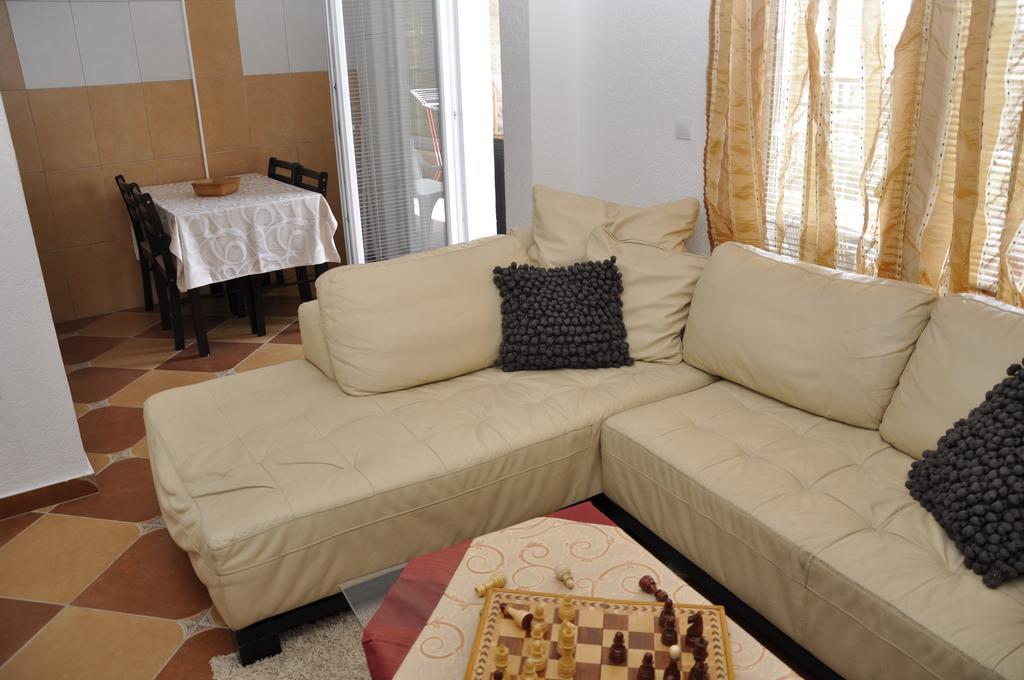 Aparthotel Stijovic Bar Esterno foto